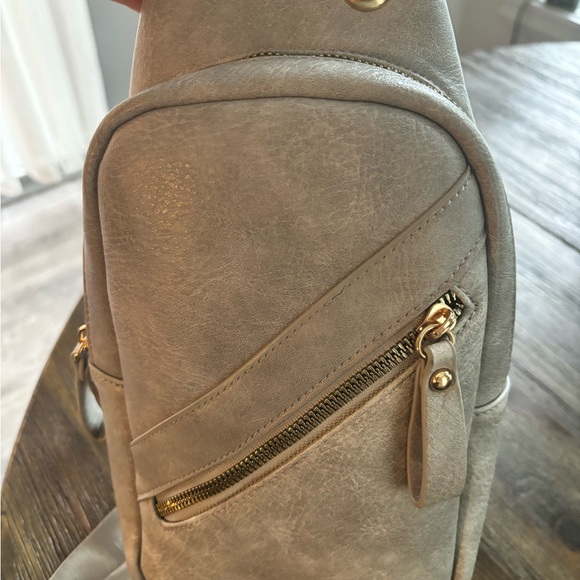 Crossbody purse light gray - Picture 8 of 10
